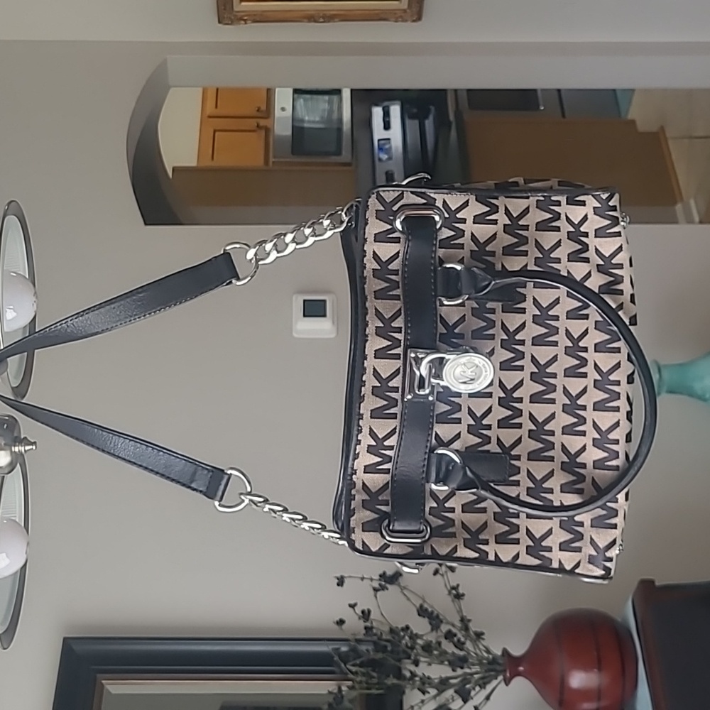 Michael Kors MK Logo Hamilton Vintaged Satchel